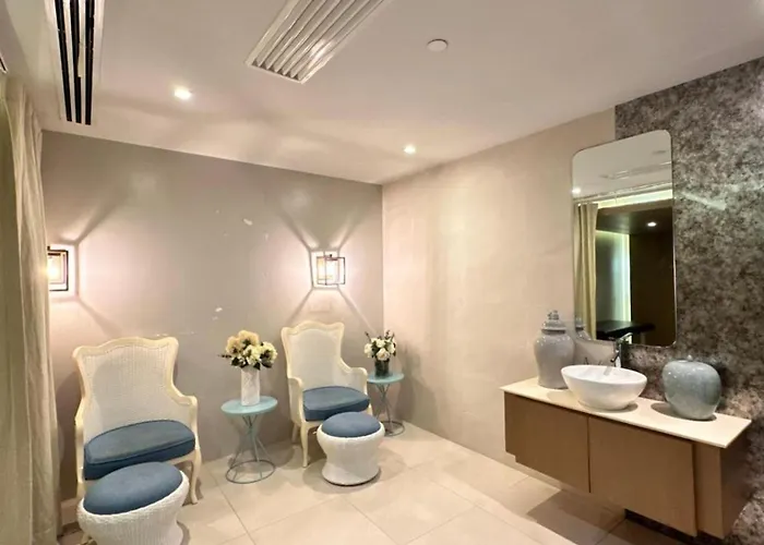 Adahkumaya Luxury Manila